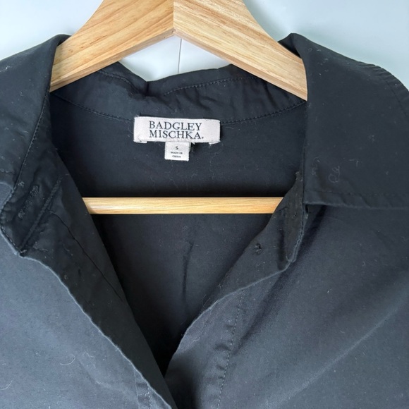 Badgley Mischka Black Cotton Button Down Top - Picture 2 of 5